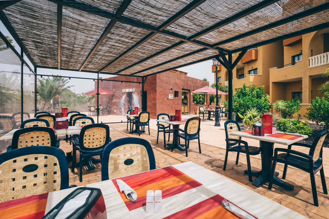 Gastro Grand Muthu Golf Plaza Hotel & Spa