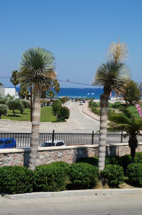 Ausblick Atlantica Mikri Poli Rhodes