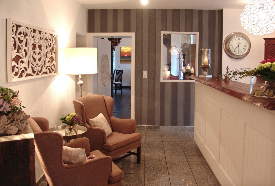 Empfang Hotel Garni Landhaus Uttum