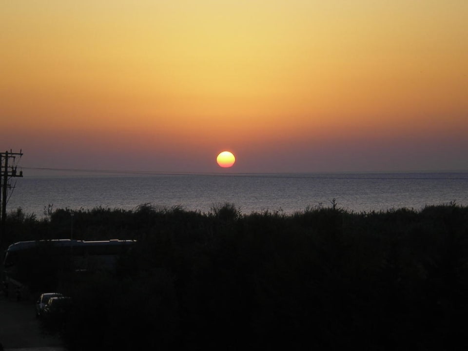 Sonnenaufgang Atlantica Mikri Poli Rhodes