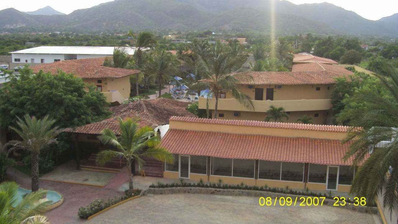 Außenanlage des Hotels Hotel Pueblo Caribe