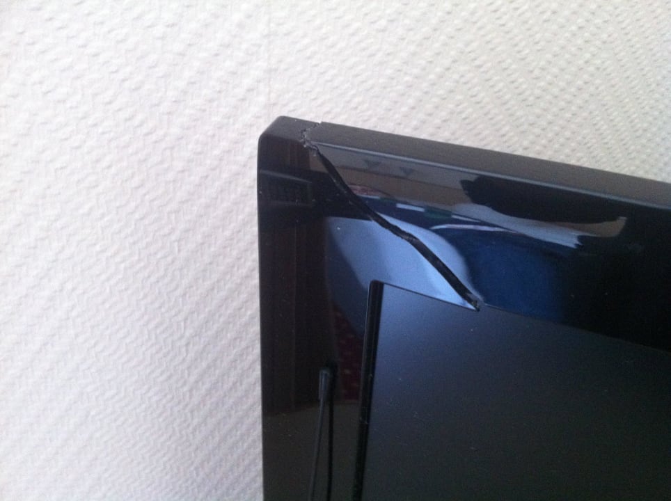 Kaputter Fernseher PLAZA INN Hamburg Moorfleet