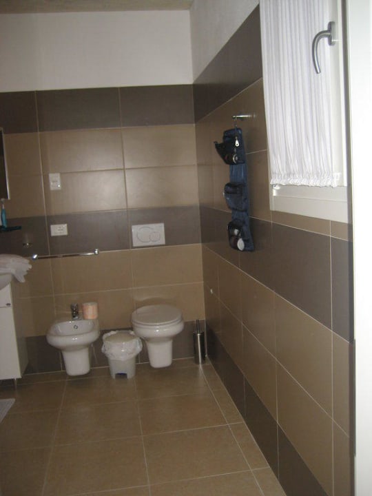 2 Badezimmer Villaggio Hemingway