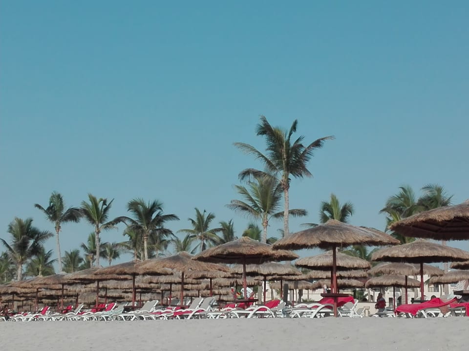 Strand Salalah Rotana Resort