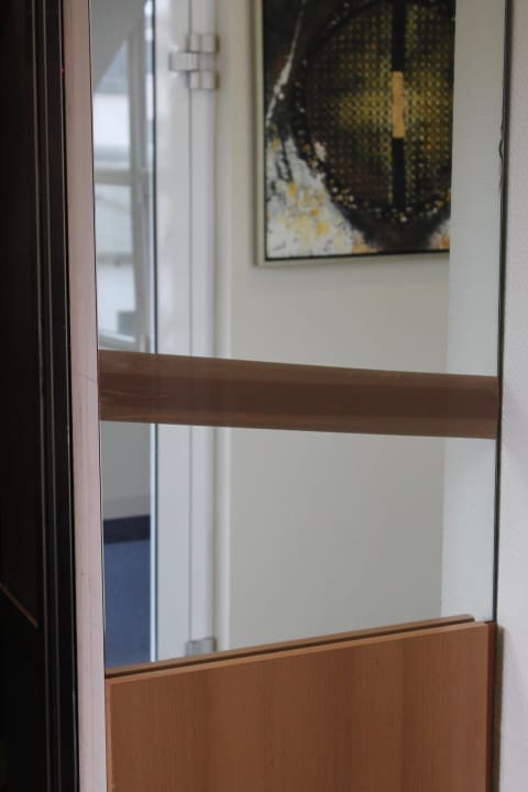 Spiegel im 3.OG am Aufzug Hotel Domicil Hamburg by Golden Tulip