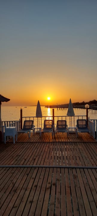 Strand Aria Resort & Spa