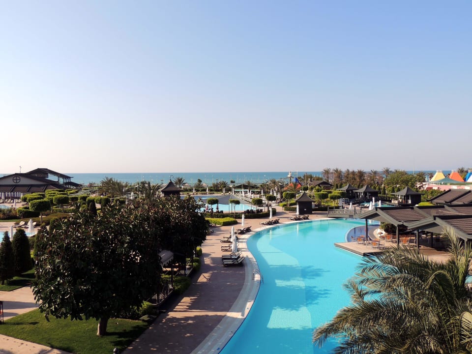 Ausblick beim Frühstücken Limak Lara Deluxe Hotel & Resort