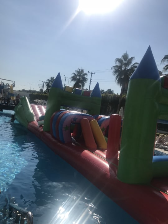 Sport & Freizeit Mary Hotel Side