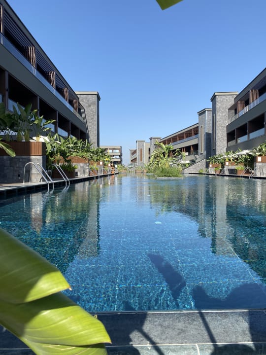 Pool Jacaranda Luxury Resort