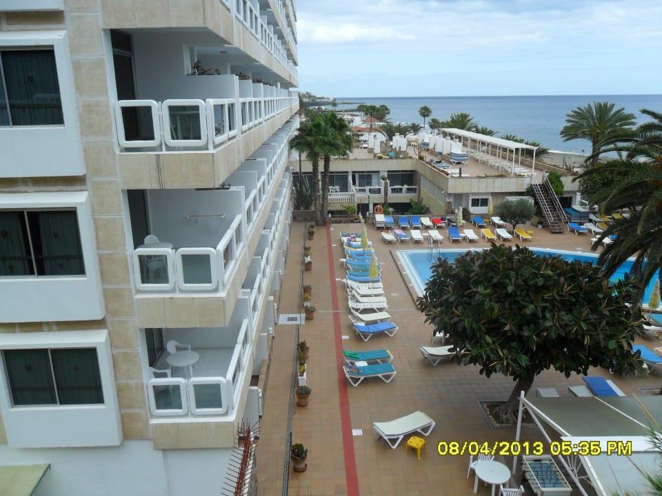 Europalce Poolbereich Hotel Europalace