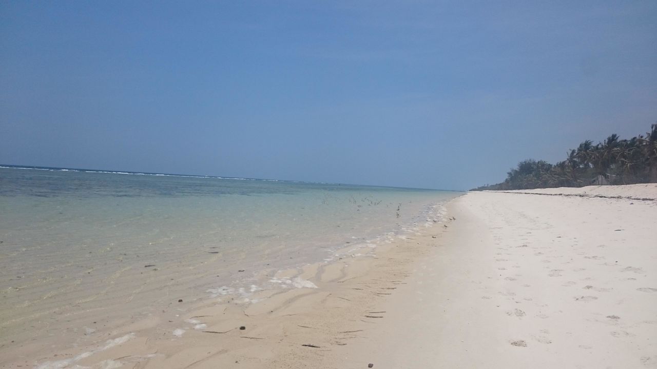 Strand Resort Amani Tiwi Beach