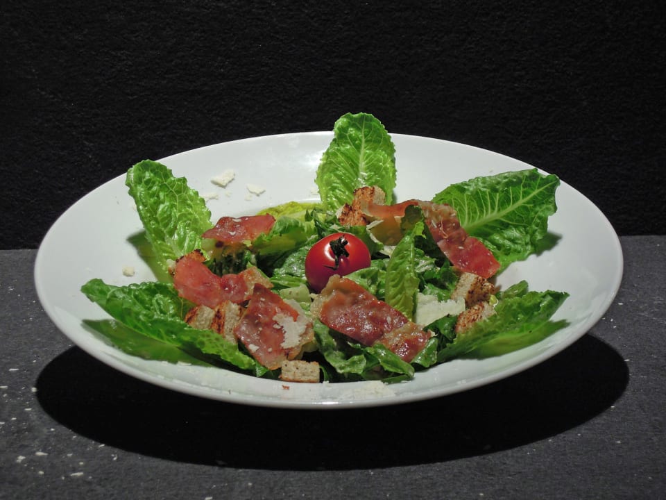 Insalata Caesare solo Silver Hotel & Gokart Center