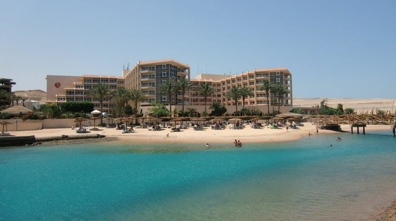 Blick aufs Hotel  Marriott Hurghada Beach Resort