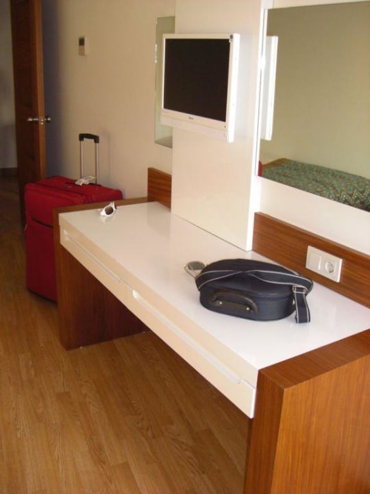 Tv Seaden Sea World Resort & Spa