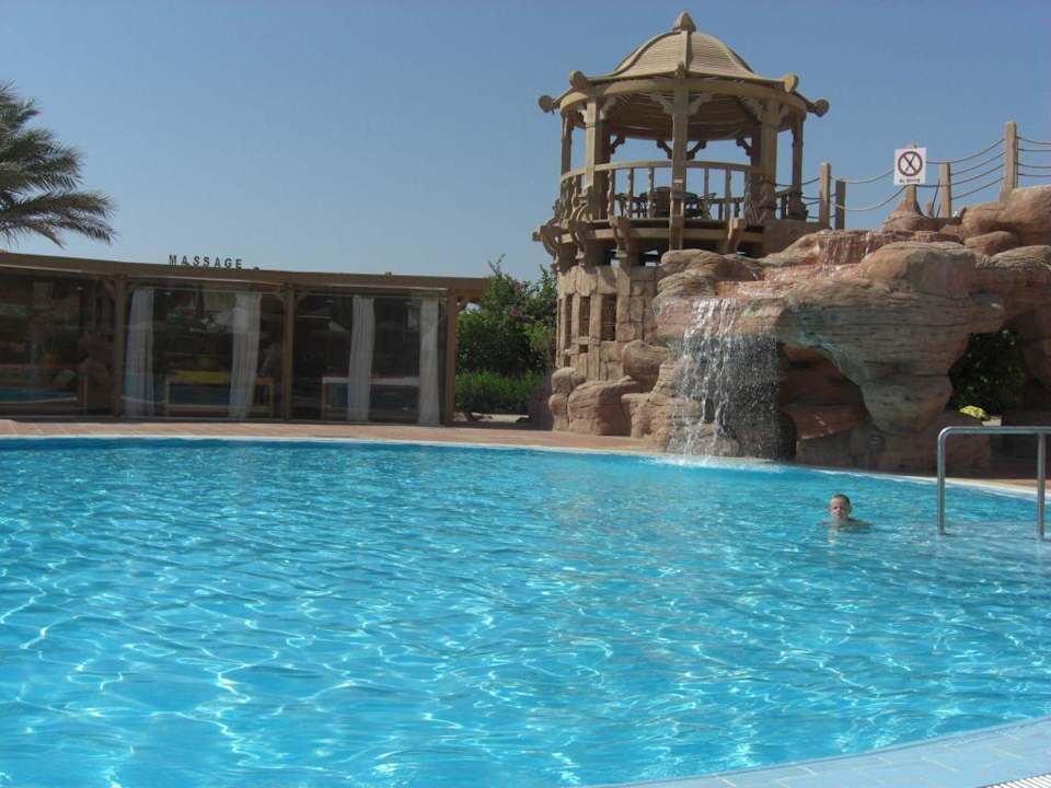 Pool Charmillion Sea Life Resort