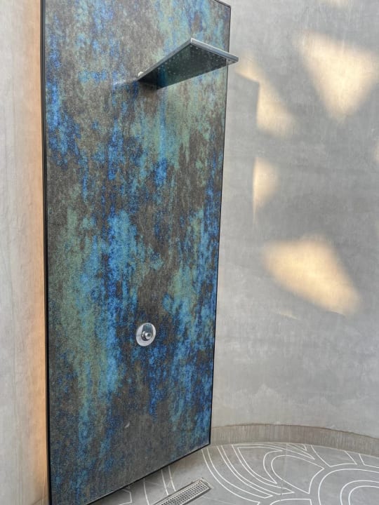 Pool W Abu Dhabi - Yas Island