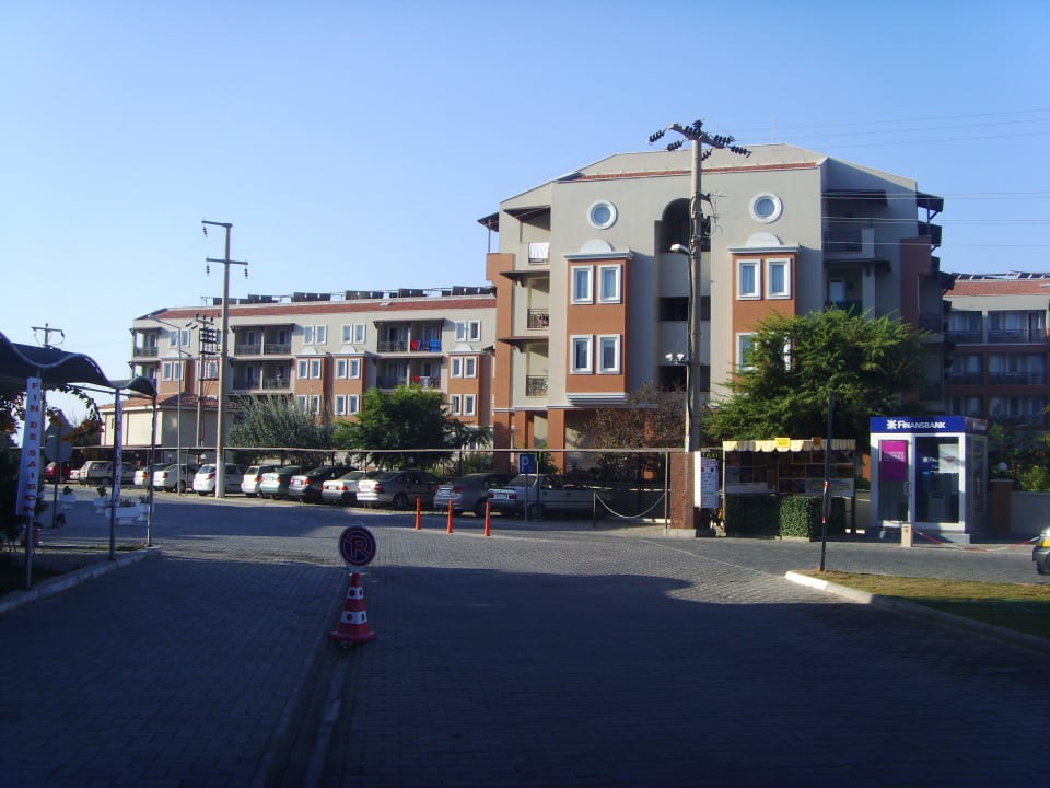 Von der Straße Club Yali Hotels & Resort