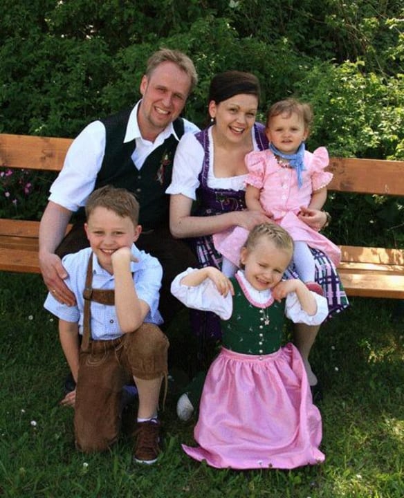 Familie Kracher heisst Sie herzlich willkommen Hotel - Wirts'haus Zum Schweizer