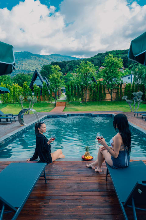 Pool Palm Bungalov Hotel