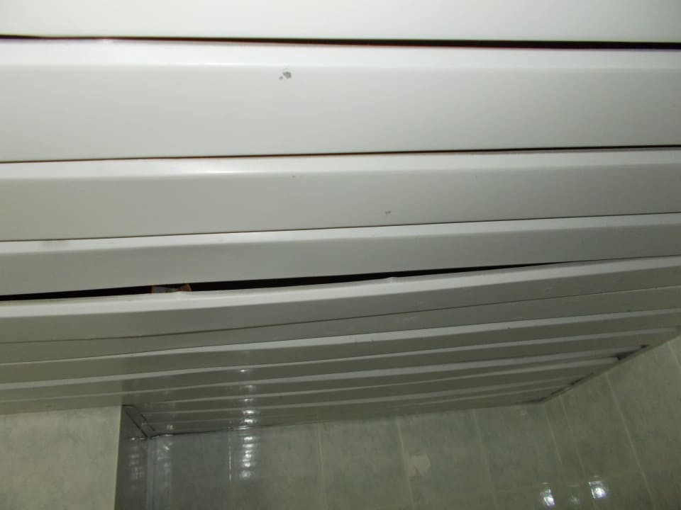 Badezimmer Decke Hotel Gölmar Beach