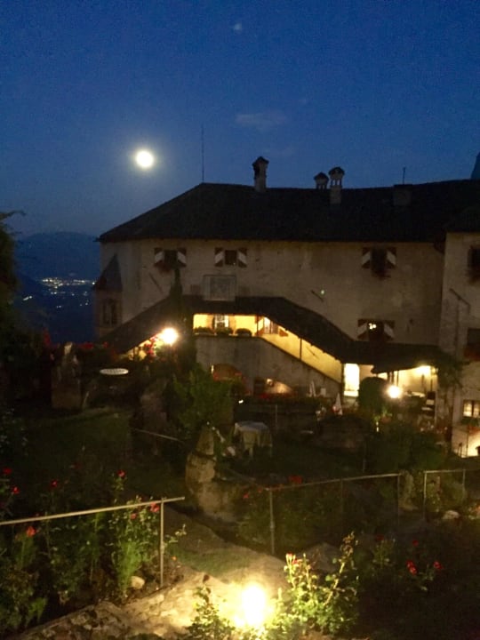 Abendstimmung Hotel Schloss Wehrburg