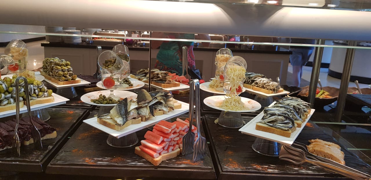 Gastro Well Palace Side