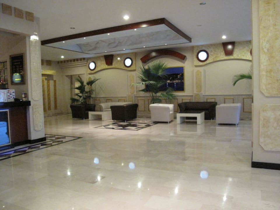 Lobby Hotel Club Paradiso