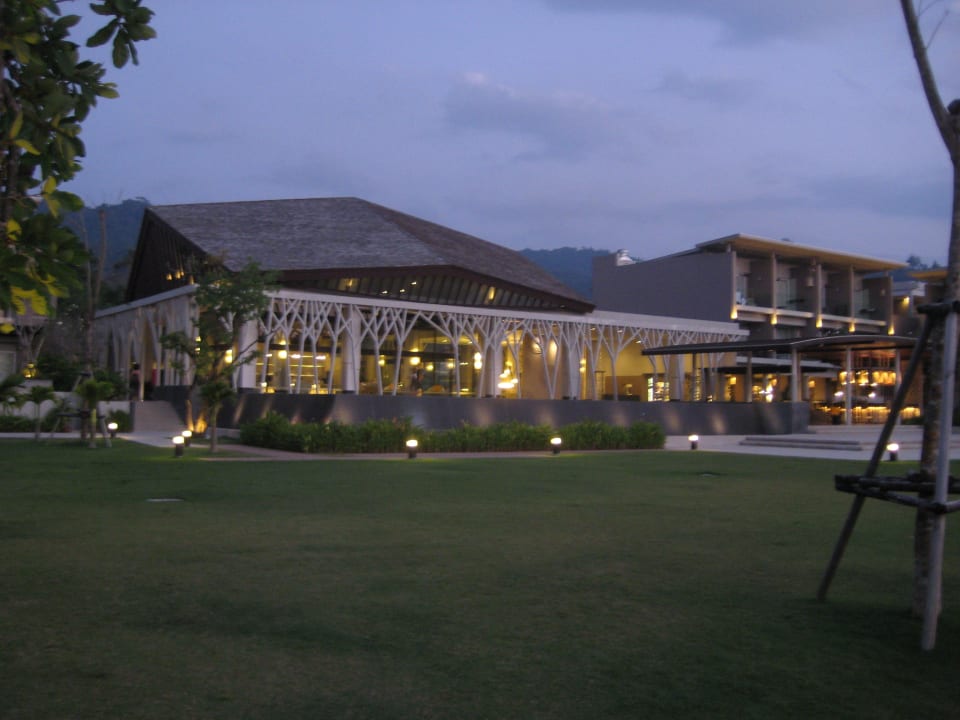 Hotellobby The Sands Khao Lak by Katathani