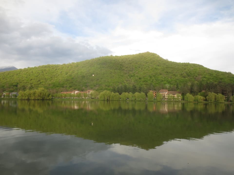 Ausblick Lopota Lake Resort & Spa