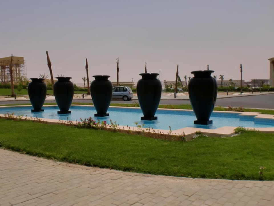 Einfahrt JAZ Aquamarine Resort