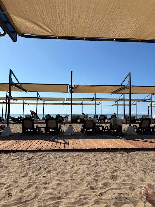 Strand Xanadu Resort Hotel