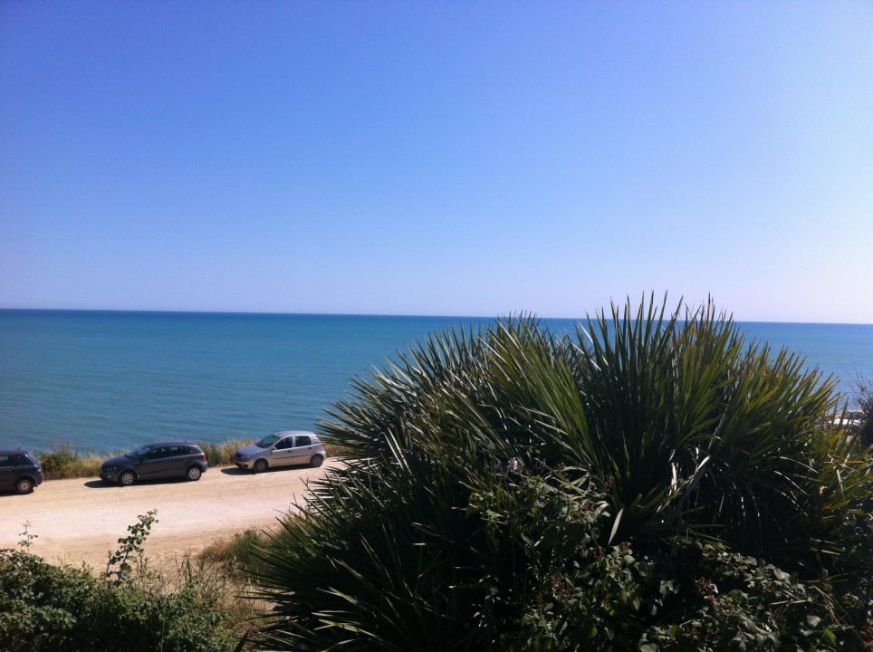 Route vers la plage Hotel & Resort L'Oasi di Selinunte