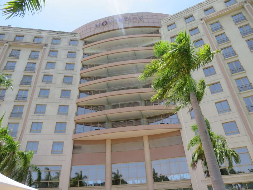 Außenansicht Mövenpick Hotel Ambassador Accra
