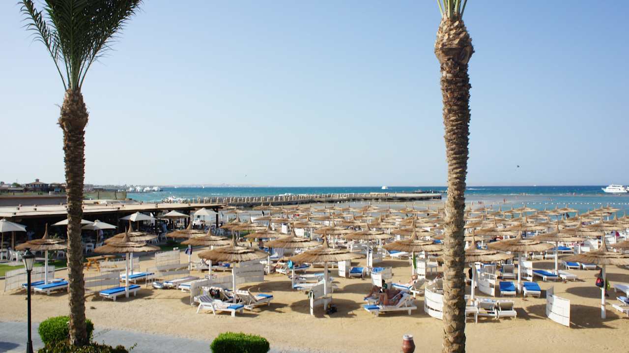 Schitterend uitzicht vanaf onze kamer Pickalbatros Dana Beach Resort - Hurghada