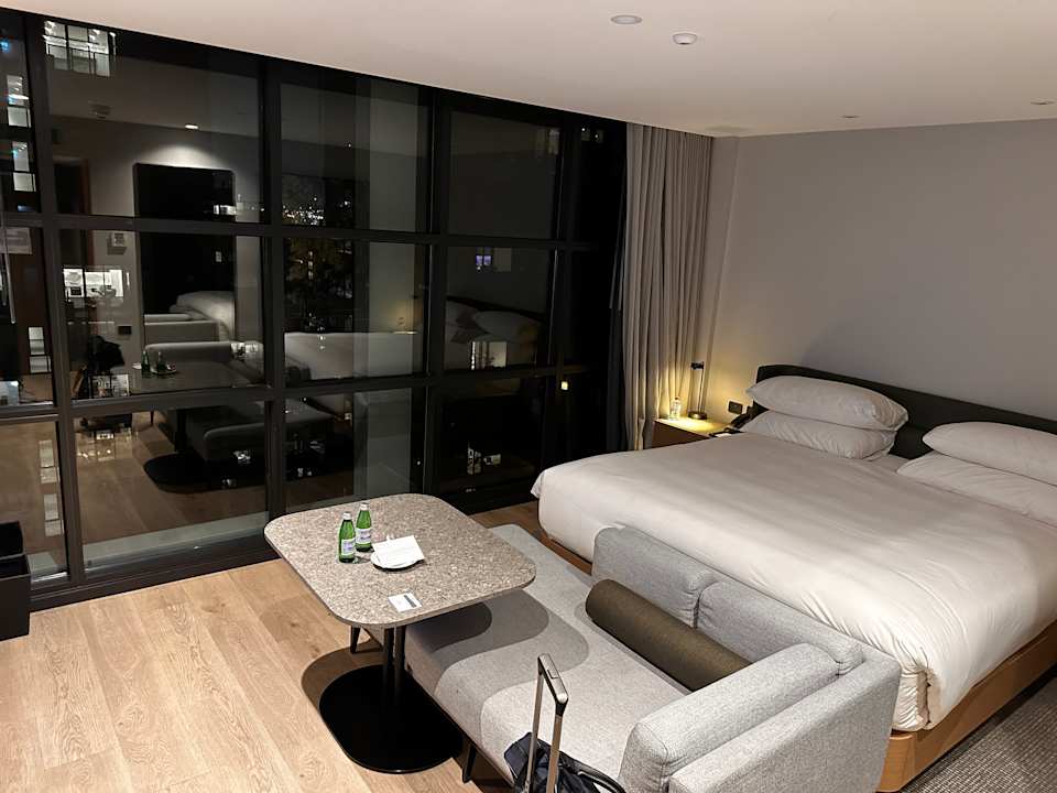 Zimmer Courtyard by Marriott Melbourne Flagstaff Gardens