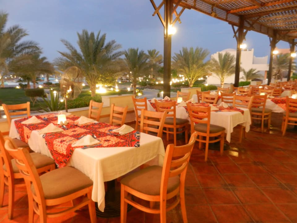 Außenbereich Restaurant Three Corners Sea Beach Resort