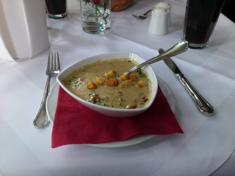 Pfefferlingssuppe...sehr zu empfehlen Recknitztal-Hotel Marlow