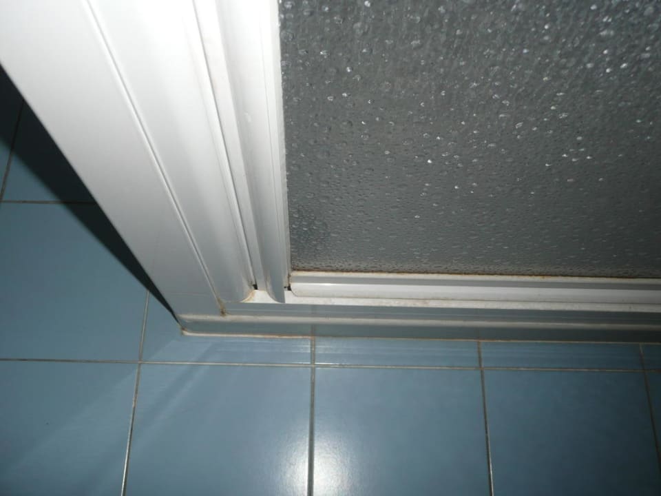 Schmutzige Duschkabine Residenza Panorama