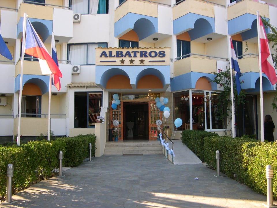 Nationalflaggen der Gäste Hotel Albatros