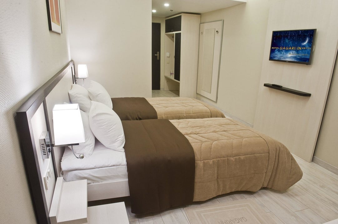 Standard twin room Gagarinn