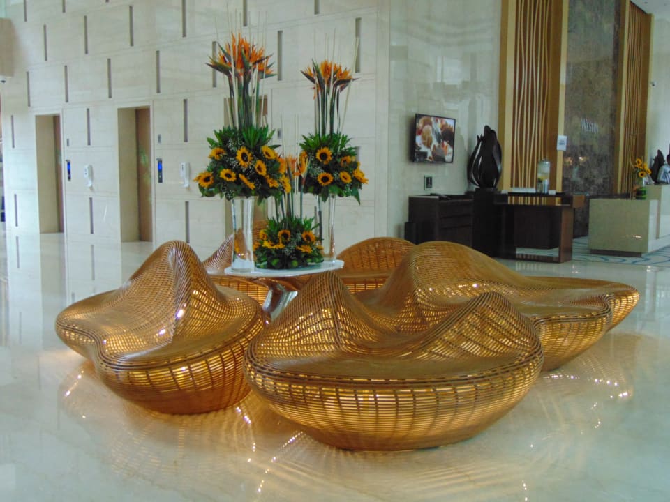 Lobby Hotel The Westin Chennai Velachery