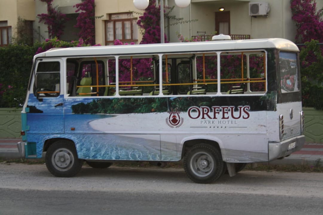 Shuttle-Service Hotel Orfeus Park