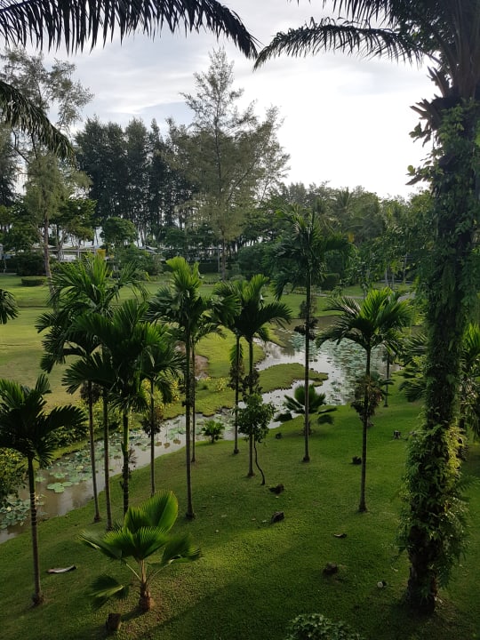 Gartenanlage Dusit Thani Krabi Beach Resort