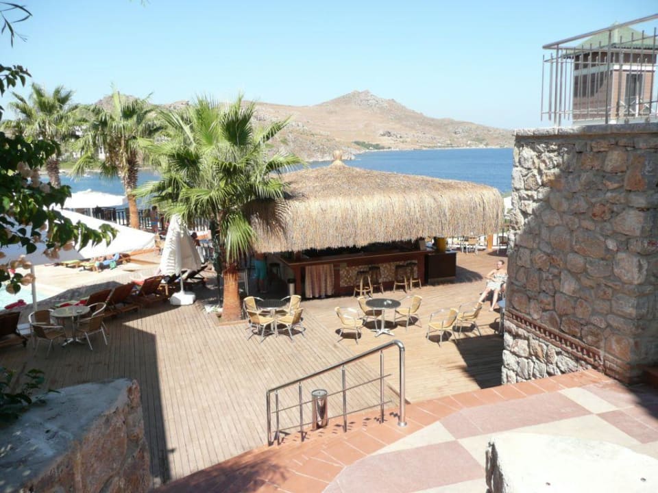 Pool Bar Delta Hotels By Marriott Bodrum