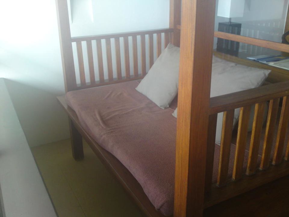 Außenliege der Suite Hotel Jetwing Beach