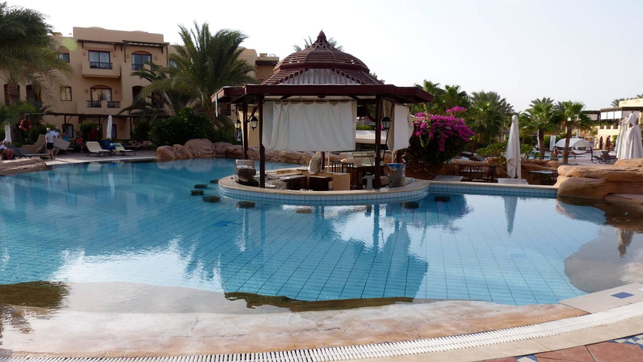 Swim-Up Bar Steigenberger Coraya Beach - Adults only