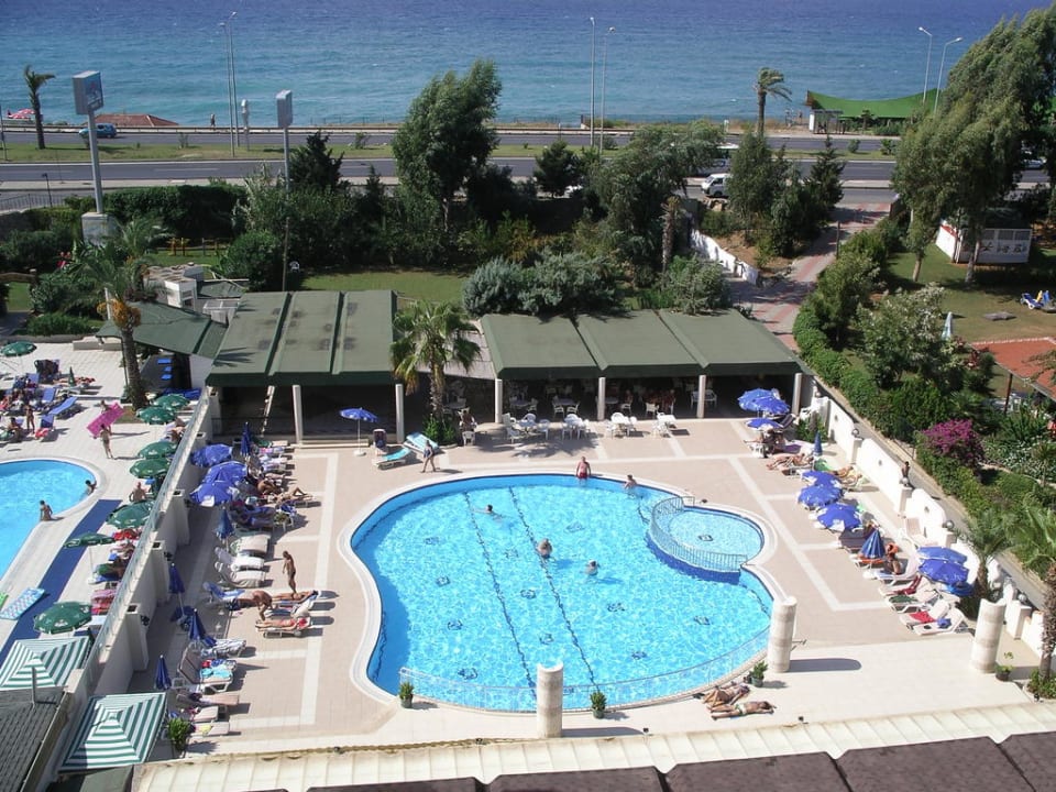 Vom Dach aus gesehen Club Hotel Mirabell