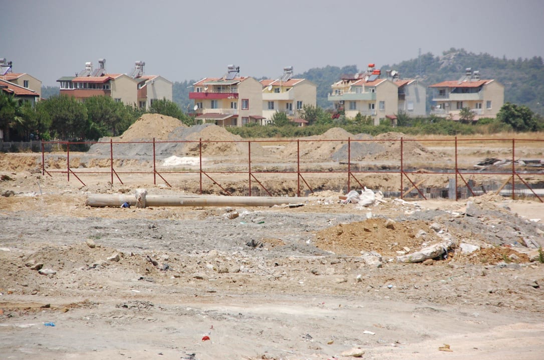 Blick vom Hoteleingang nach Osten Linda Sunny Beach Hotel & Spa