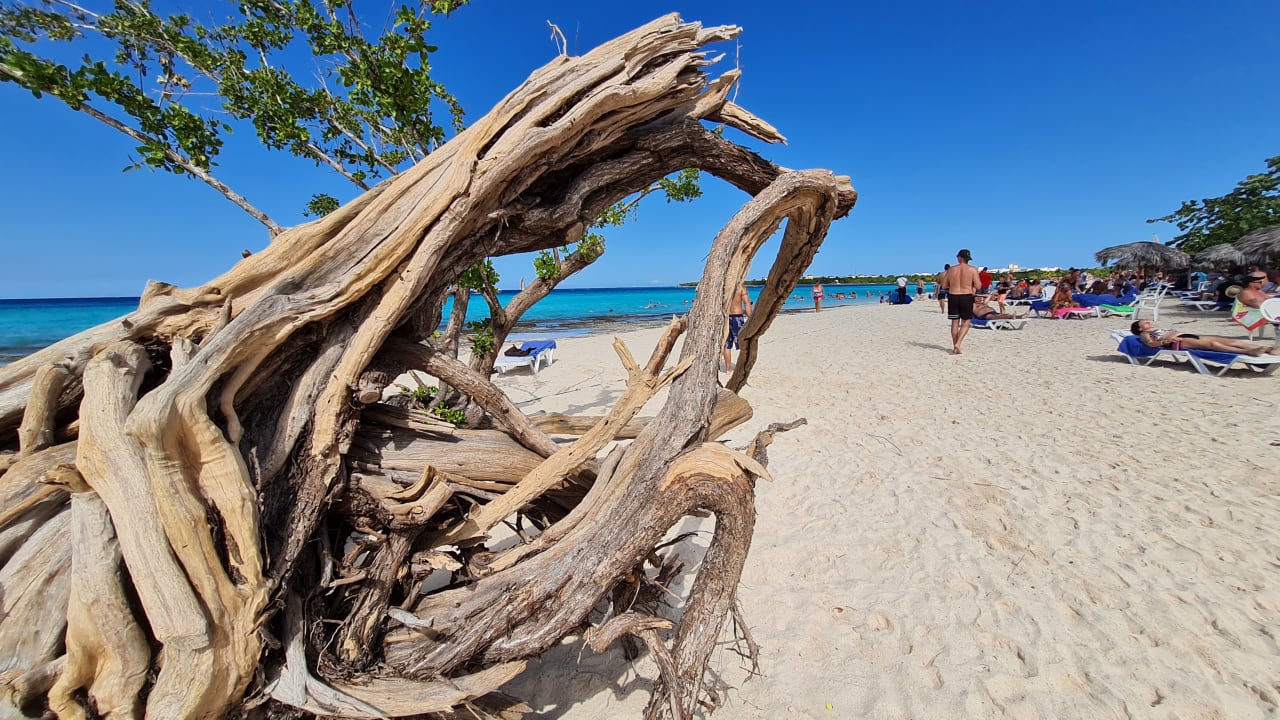 Strand Hotel Playa Pesquero