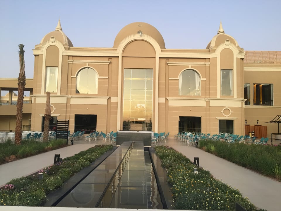 Außenansicht Titanic Royal